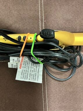 Gold Hair Curling Iron with Black Grip